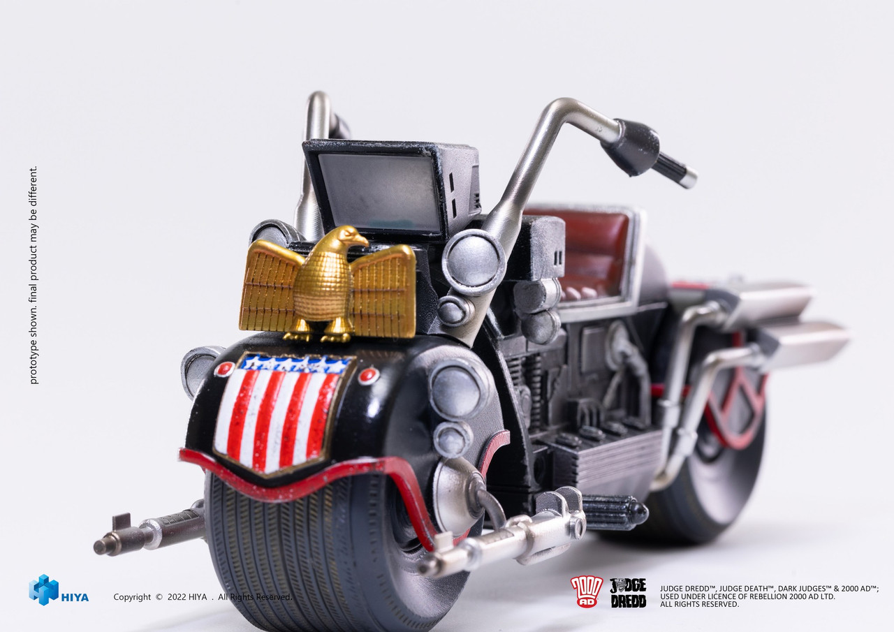 HIYA 2000 AD Judge Dredd & LAWMASTER MK Ⅱ Set