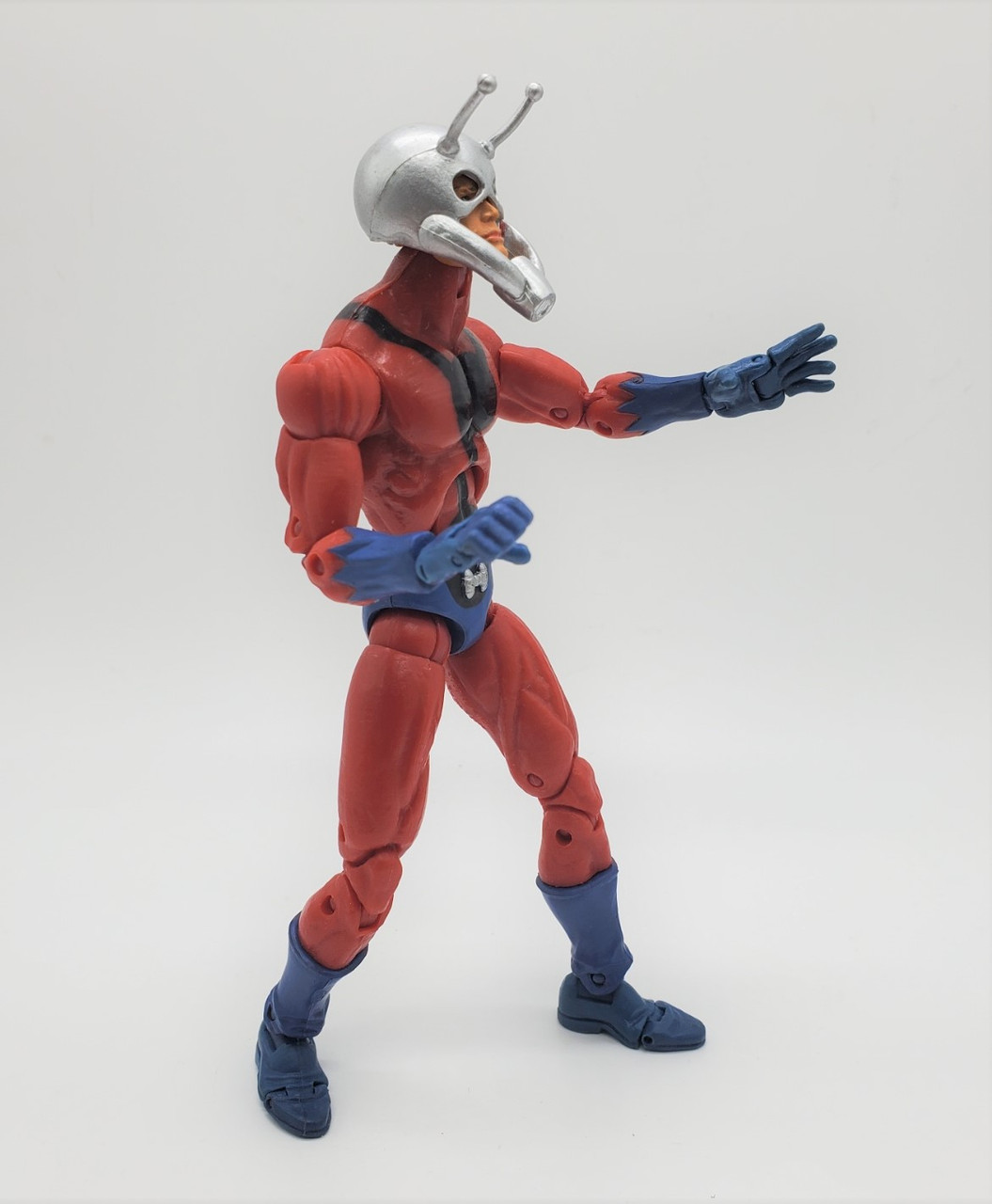TOYBIZ GIANT MAN ANT MAN 廃盤 ToyBiz Marvel Legends Giant Man Series Ant Man Action Figure (no