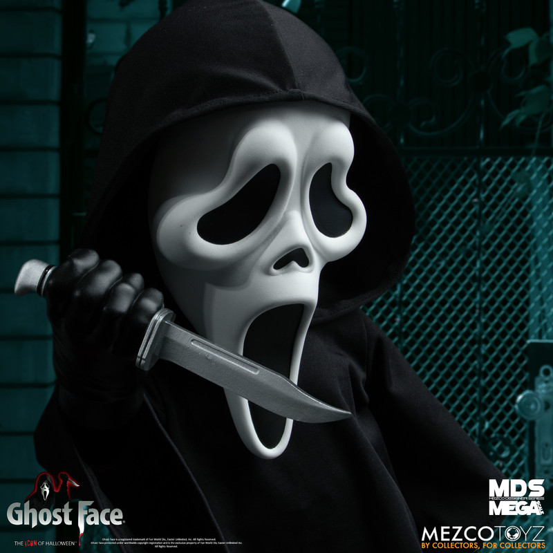 Mezco MDS Mega Scale Ghost Face