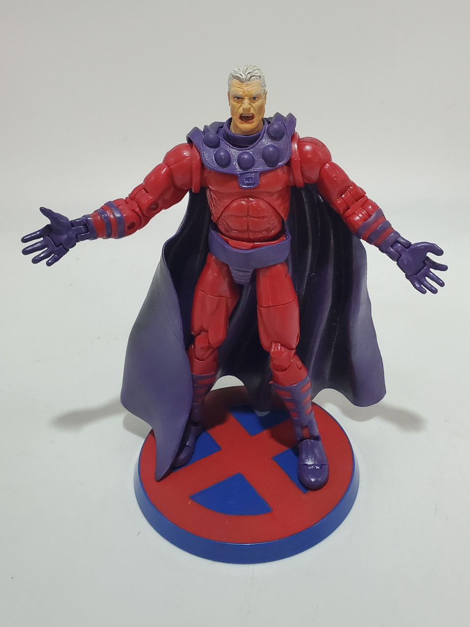 ToyBiz Marvel Legends Magneto X-Men Box Set exclusive Action