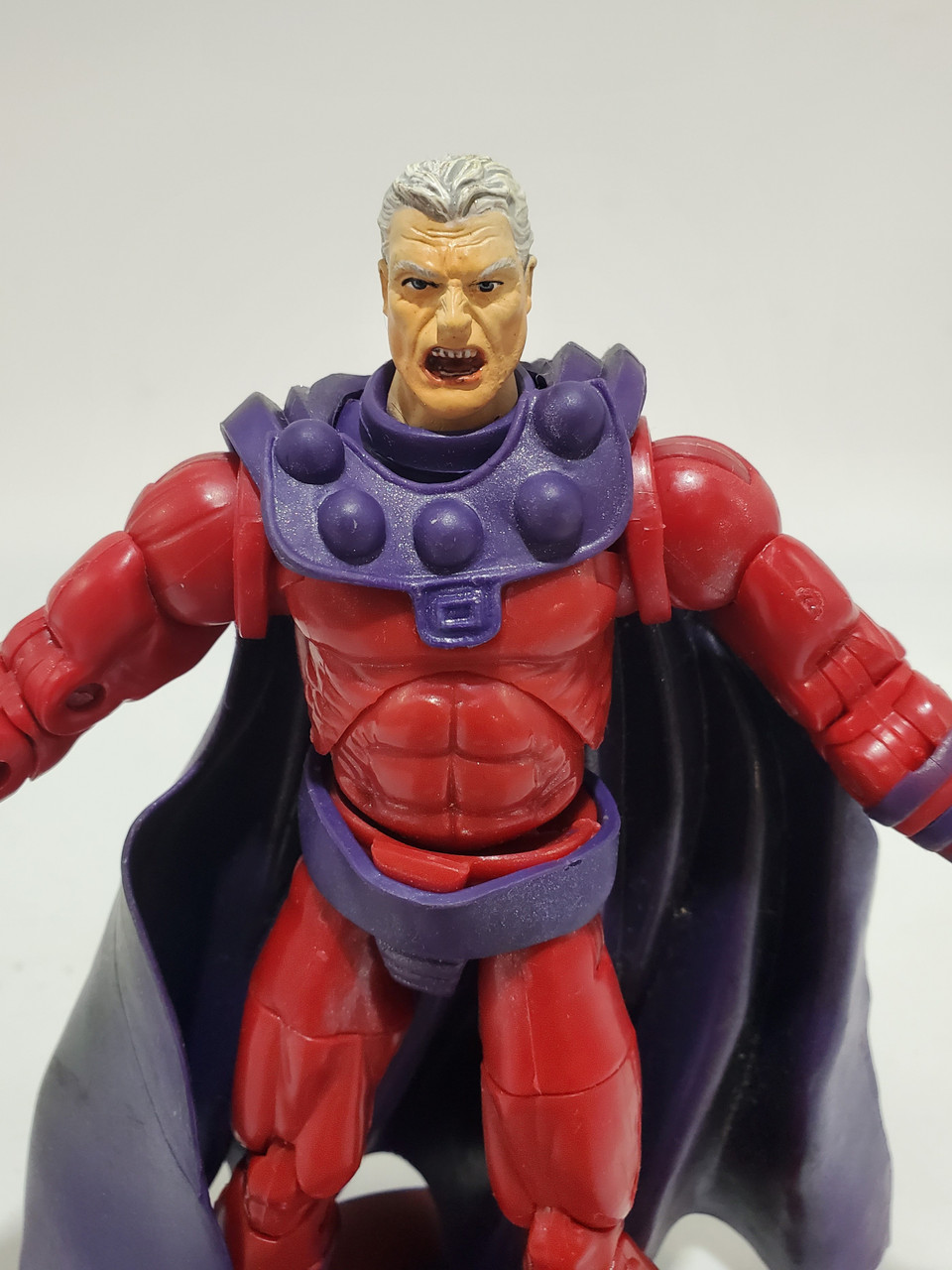 ToyBiz Marvel Legends Magneto X-Men Box Set exclusive Action Figure (no  package)