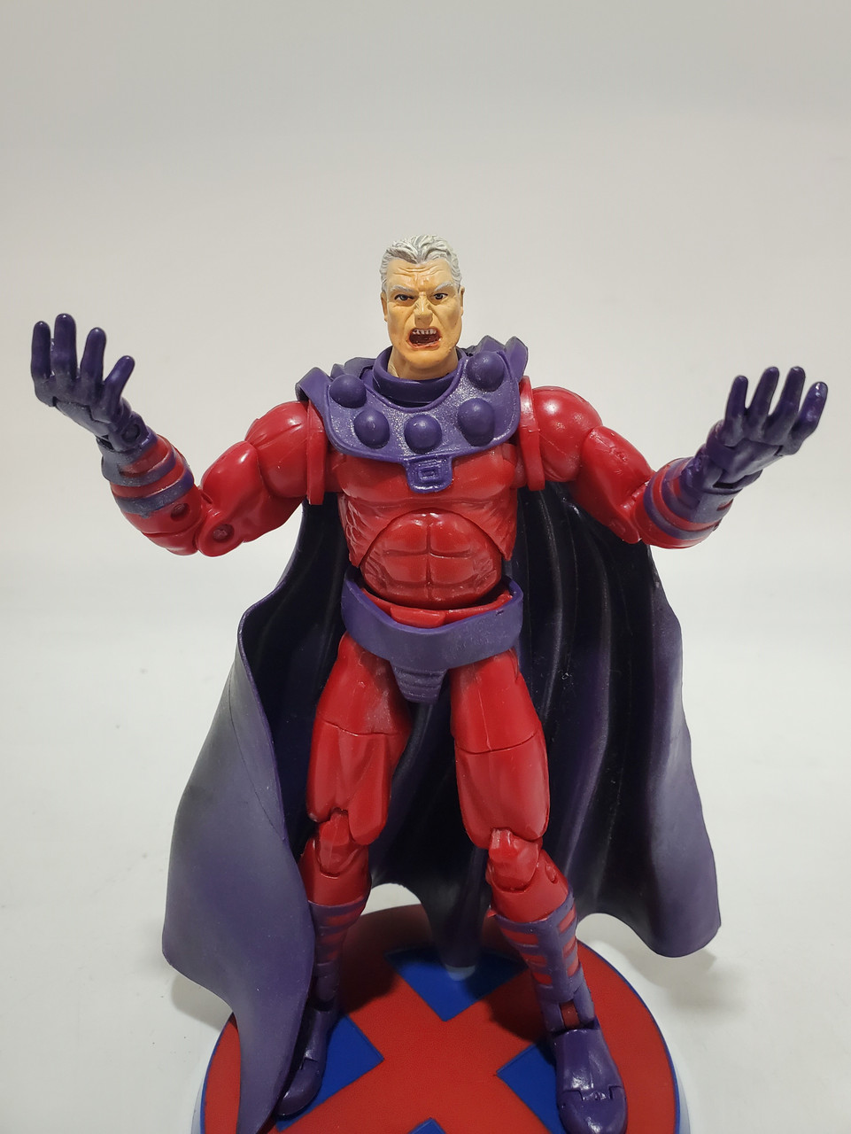 ToyBiz Marvel Legends Magneto X-Men Box Set exclusive Action