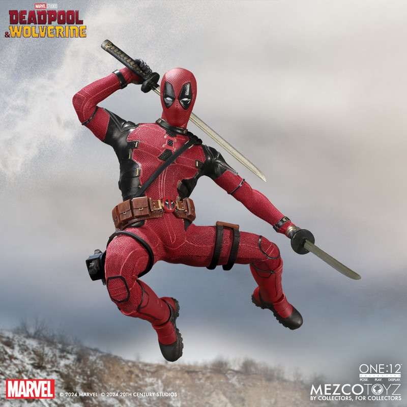 Mezco One:12 Collective Deadpool & Wolverine: Deadpool - Deluxe