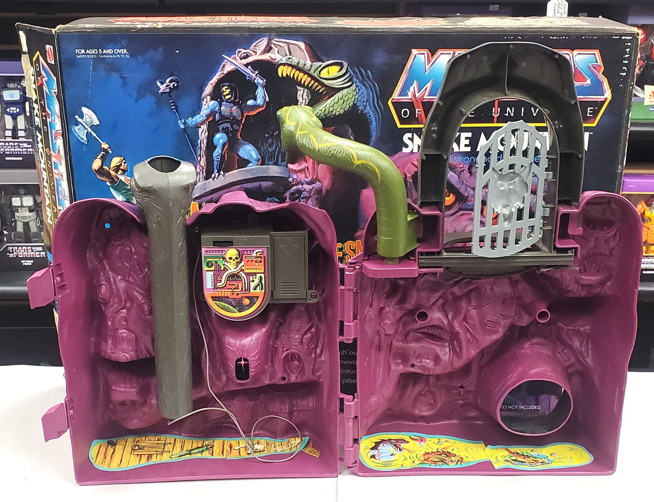 Mattel (1983) MOTU SNAKE MOUNTAIN (Open Box)