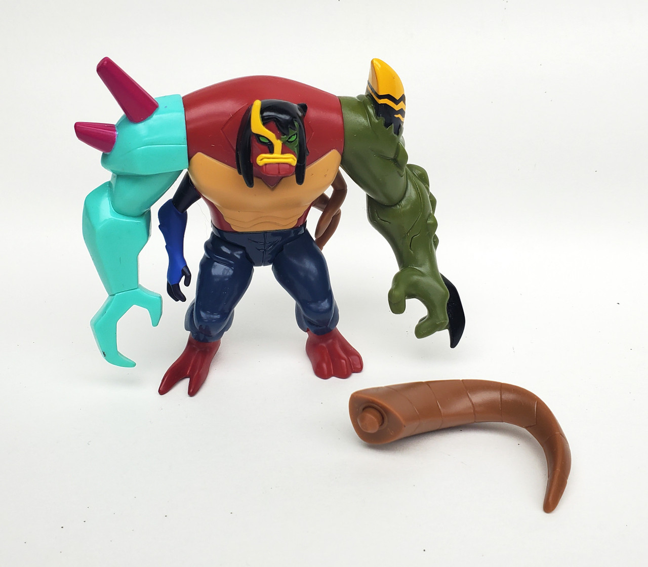 BanDai (2011) BEN 10 Ultimate Kevin
