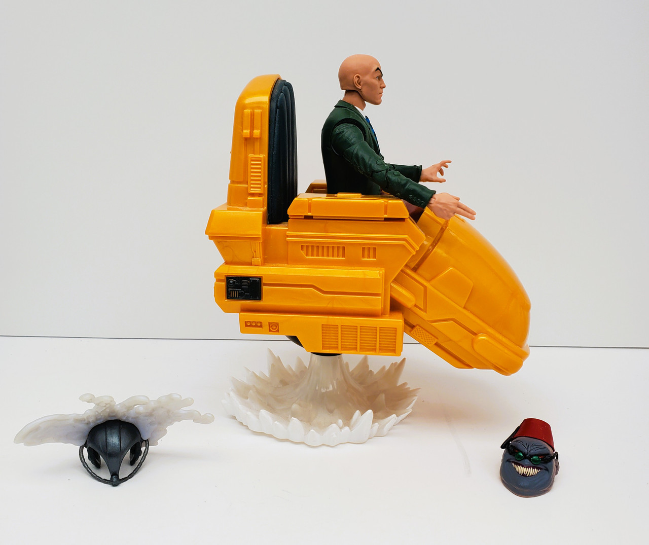 Hasbro Marvel Legends 80th Anniversary Professor X 6
