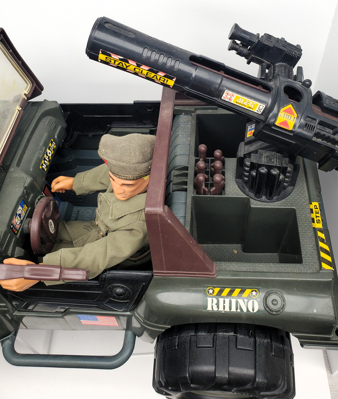 Hasbro (1993) G.I. Joe Hall Of Fame Rhino G.P.V. Jeep with Joe
