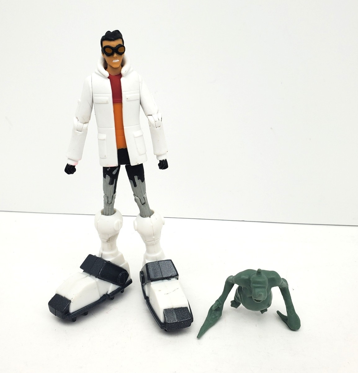 Mattel (2010) Generator Rex Punk Busters Arctic Suit 4