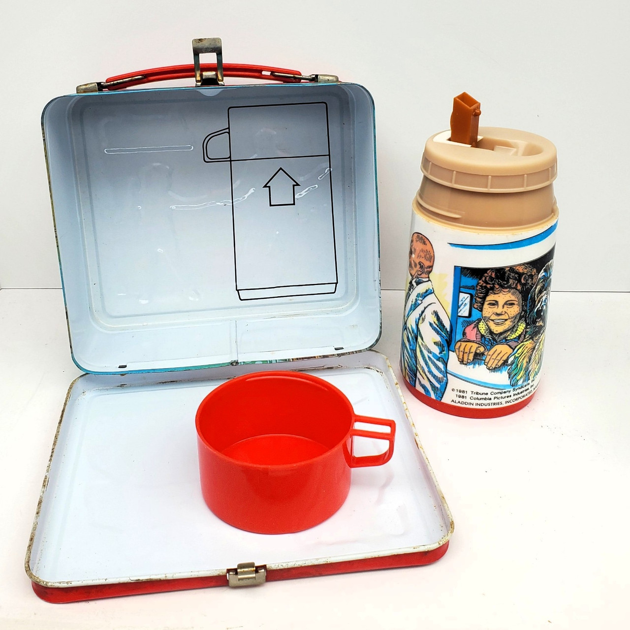 Aladdin (1981) Annie metal lunchbox with thermos