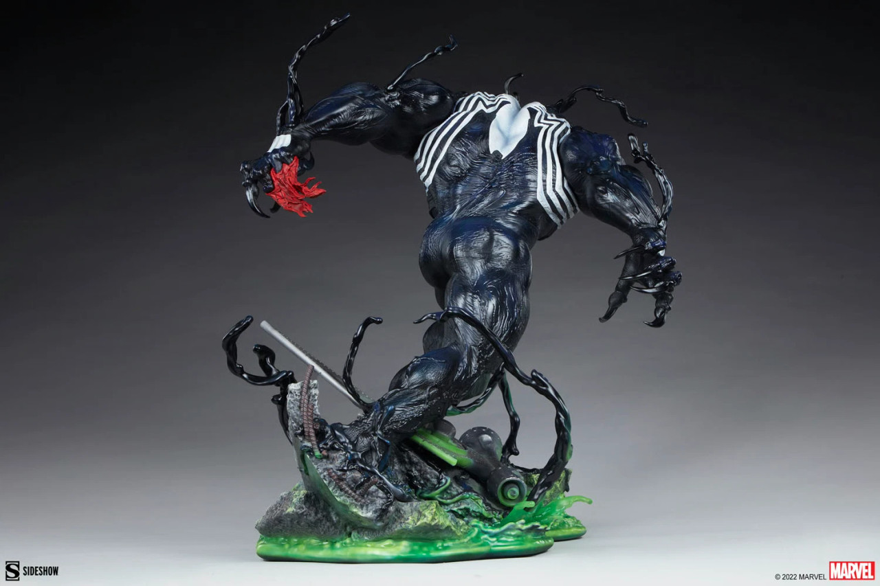Sideshow Venom Premium Format Statue