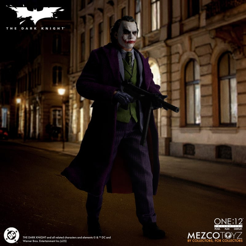 Mezco One:12 Collective The Dark Knight: Joker