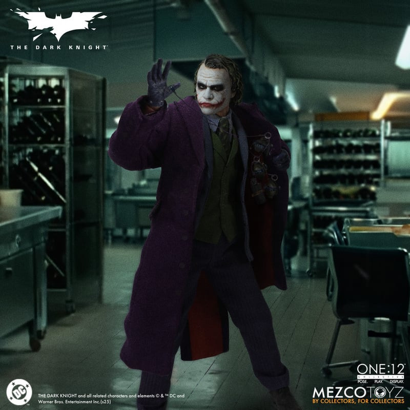 Mezco One:12 Collective The Dark Knight: Joker