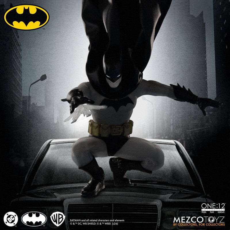 Mezco One:12 Collective Batman: Year One