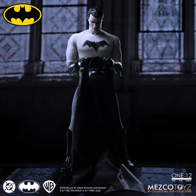 Mezco One:12 Collective Batman: Year One