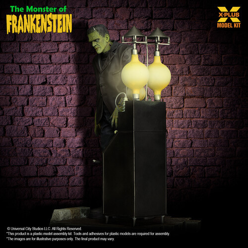 X-Plus Universal Monsters The Monster Frankenstein 1/8 Scale