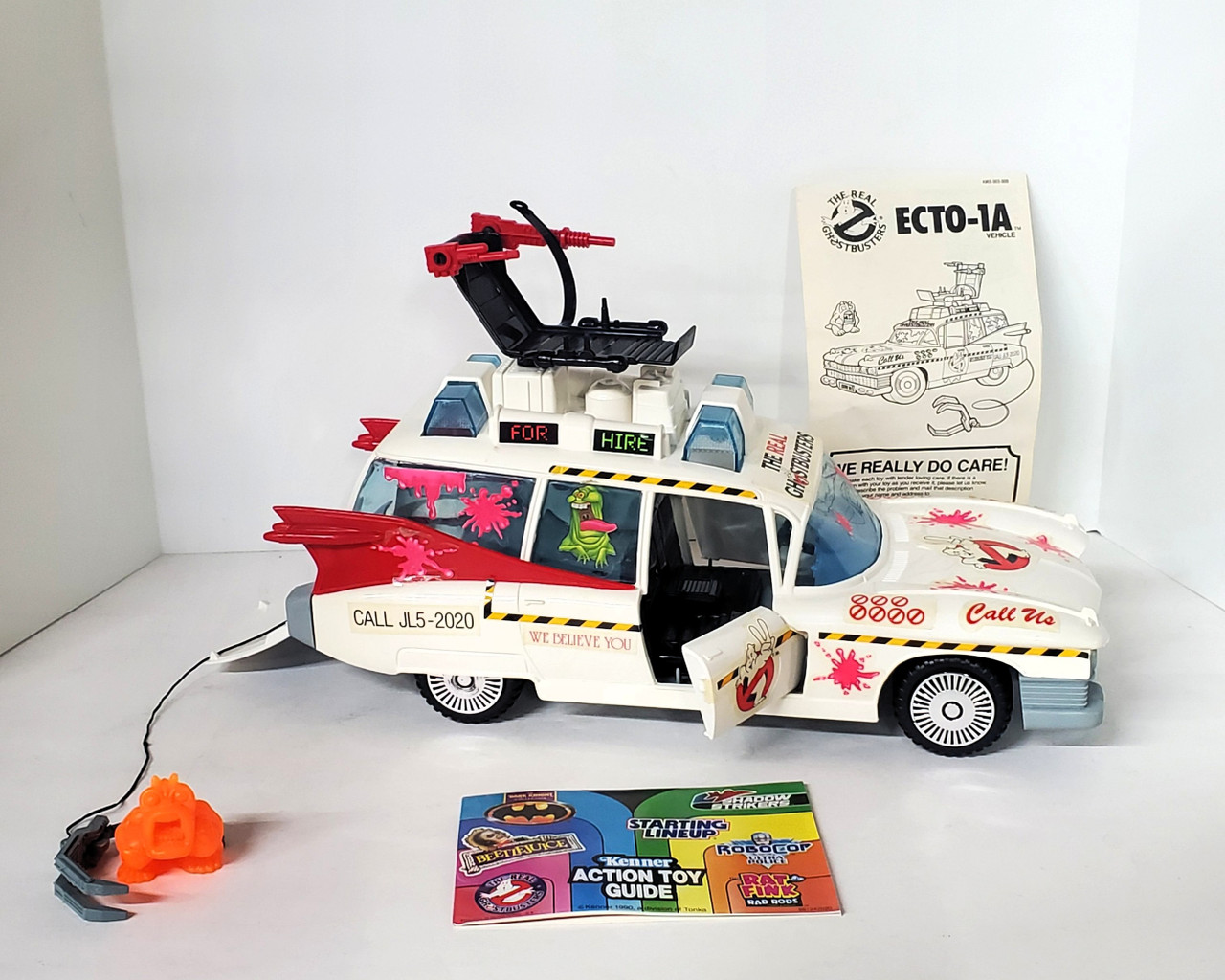 Kenner (1986) Ghostbusters ECTO-1A Vehicle