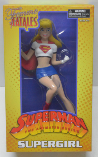 Diamond Select Femme Fatales Supergirl PVC Statue