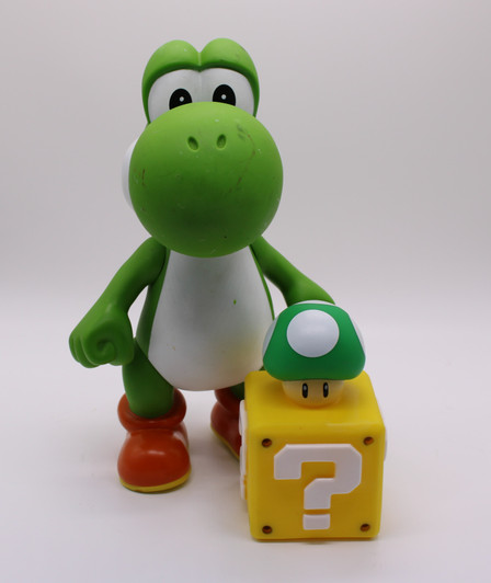 Nintendo Mario Bros Yohsi 9in figure and Power Up Cube