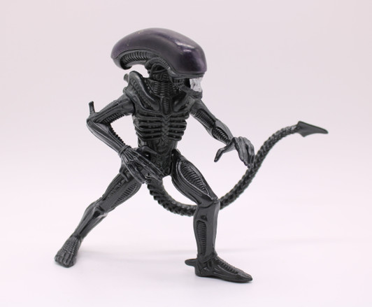 Kenner (1993) Alien Vs. Predator Alien Action Figure (No package)