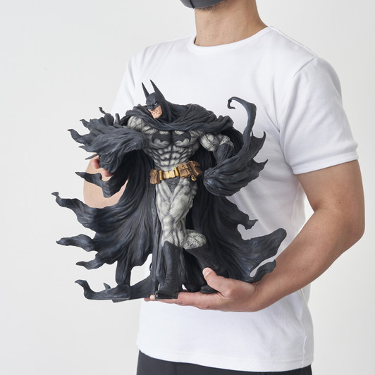 SOFBINAL DC BATMAN HEAVY BLUE VER 14IN VINYL FIGURE