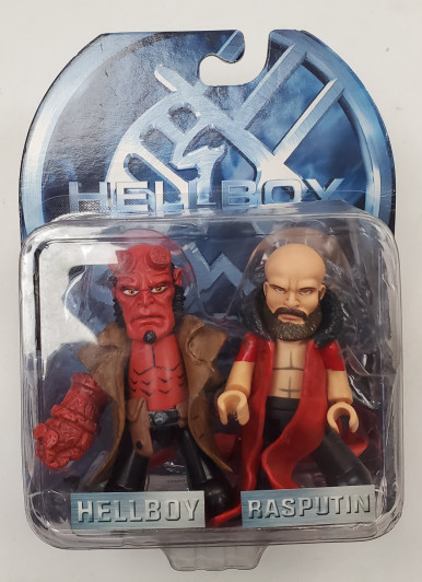Mezco Hellboy Mez-Itz Hellboy and Rasputin figure set