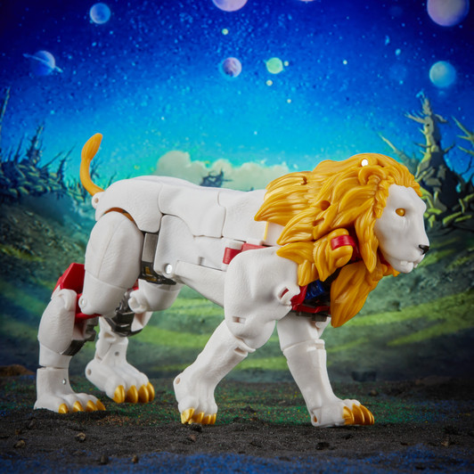 Hasbro Transformers Legacy Evolution Lio Convoy action figure