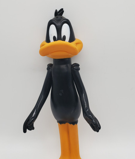 WBSS Daffy Duck 9" Vinyl figure