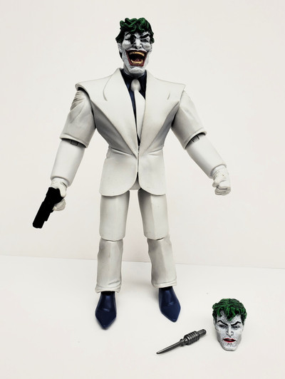 Mattel DC Comics Multiverse DKR The Joker 6" action figure (no package)