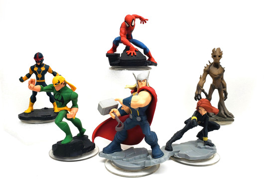 Disney Infinity Marvel Lot of 6 figures (no package)