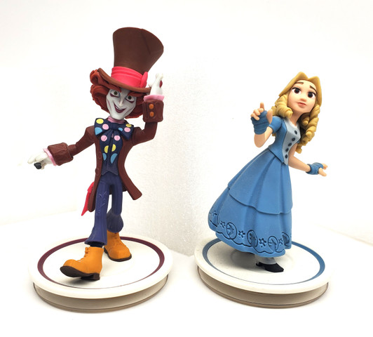 Medicom RAH Alice in Wonderland: Mad Hatter collectors figure