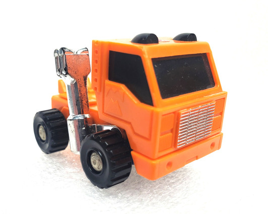 Hasbro Transformers G1 1984 Huffer