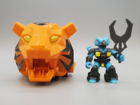 Hasbro (1987) Battle Beasts Battle Chariots: Battling Tearin' Tiger with Bighorn Sheep