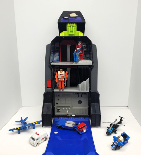 Tonka (1985) Go-Bots lot Thruster headquarters and 7 Go-Bots figures