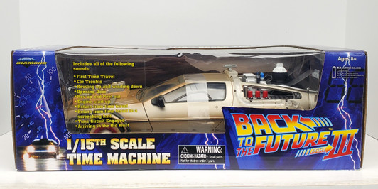 Diamond Select (2010) Back to the Future III Delorean Time Machine Action Figure