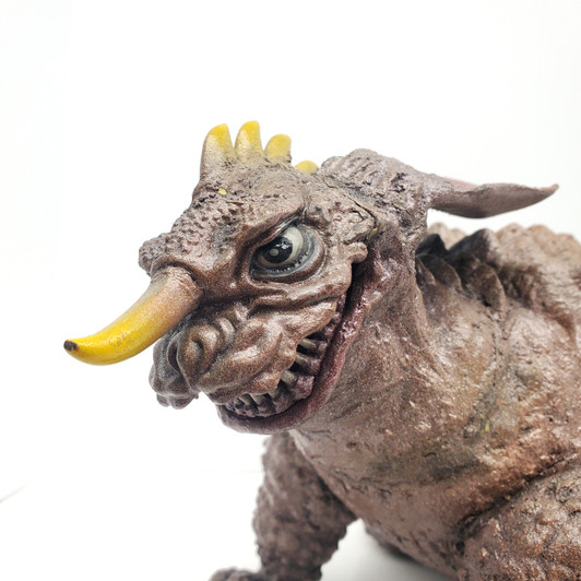 WAVE Model Kit Series Baragon (painted and assembled)