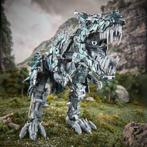 Hasbro Transformers: Age of Extinction Studio Series  Titan Class Grimlock