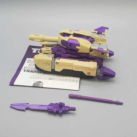 Transformers Thrilling 30 Generations Voyager Class: Blitzwing (no package)