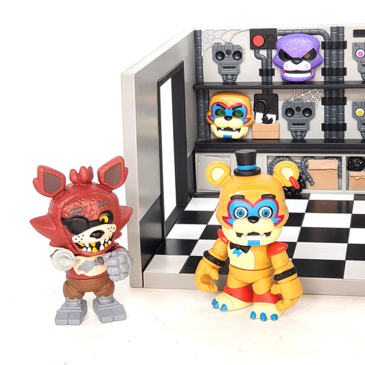 Funko Pop! Snaps: Five Nights at Freddy's - Storage room playset with Foxy, Freddy and Parts lot  (no package)