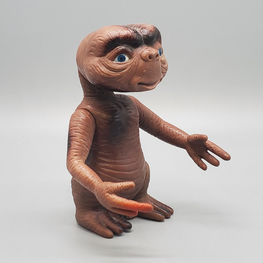 E.T. The Extra Terrestrial KO vintage (Taiwan) 5.25" vinyl figure