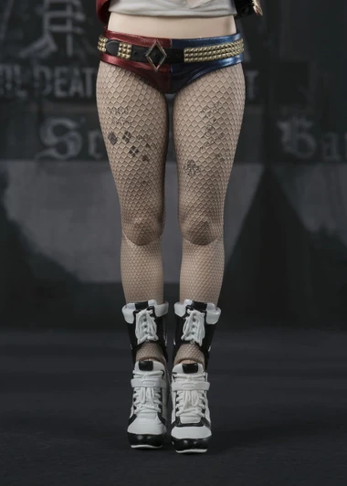 S.H.FIGUARTS SUICIDE SQUAD HARLEY QUINN ACTION FIGURE