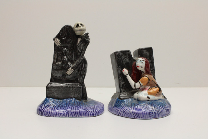 Disney NBX Jack and Sally Salk and Pepper Shaker Set