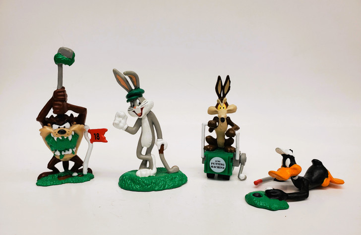 Looney Tunes Golfing Bugs Daffy Taz Road Runner PVC Set