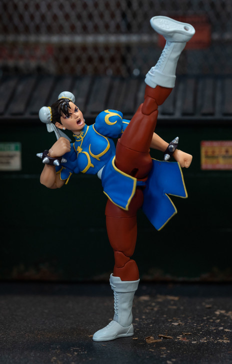 Jada Toys Street Fighter II Chun Li 6 action figure