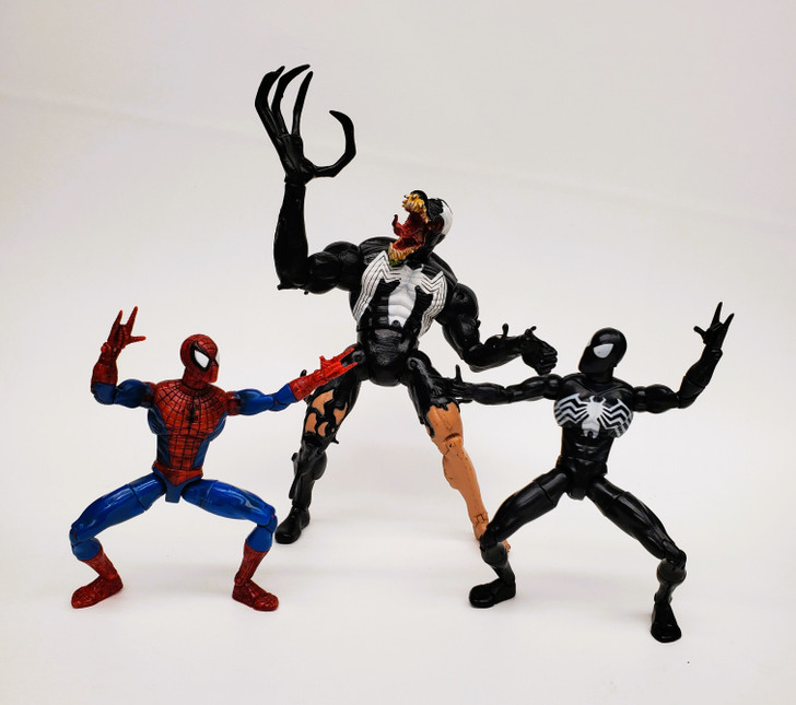 ToyBiz Spider-Man Classics Venom and Black Suit Spider-Man Action Figure lot (no package)