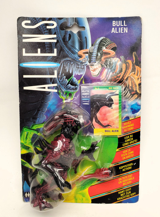 Kenner Aliens Bull Alien Action Figure (foreign card)