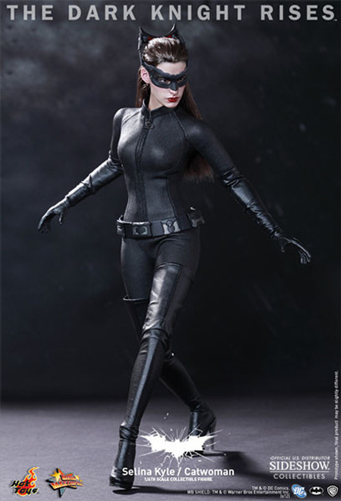 Hot Toys Batman The Dark Knight Rises Selina Kyle Catwoman MMS 188 Sixth Scale Figure