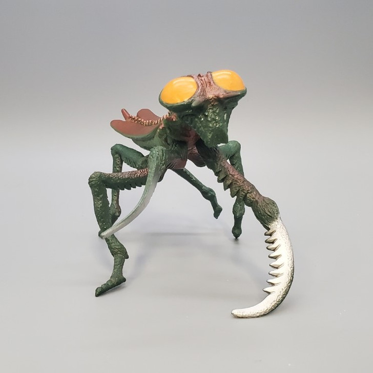 Bandai (1993) Kamacuras figure