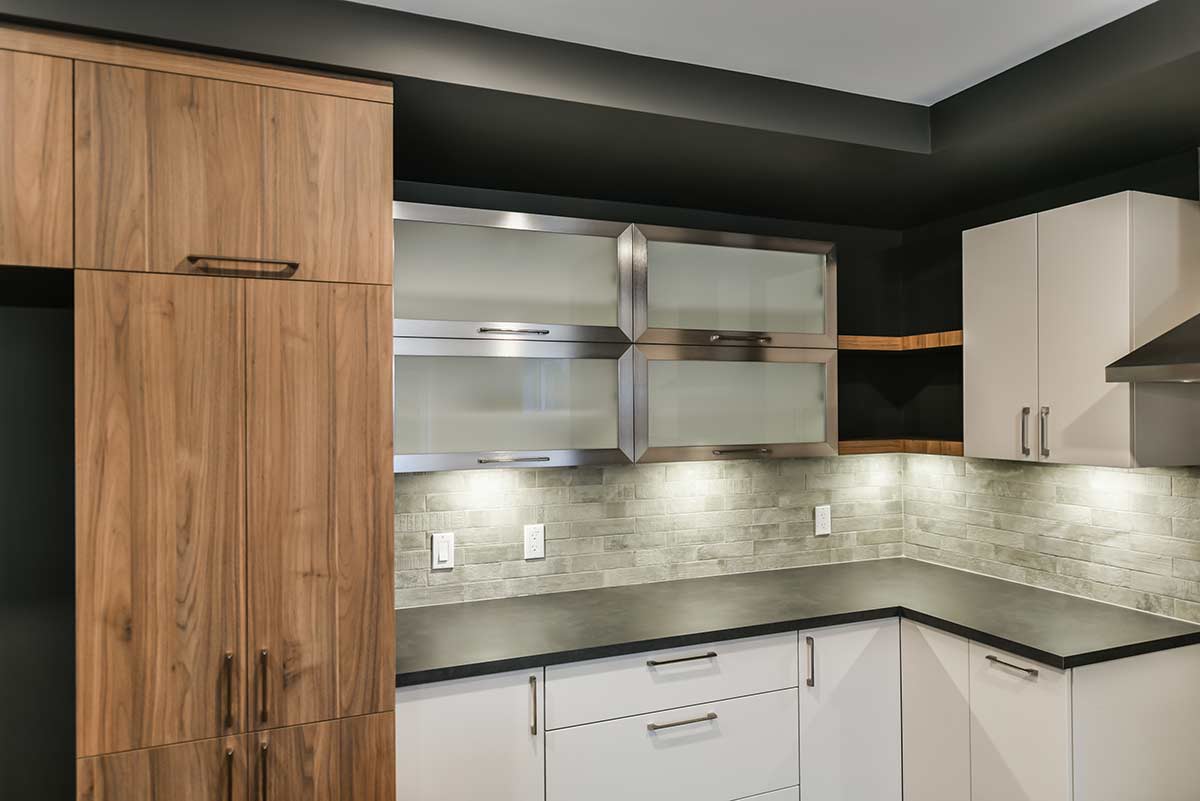 kitchen remodel white square cabinet doors and drawer fronts