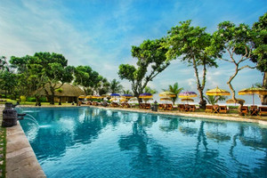 Oberoi Bali Pool 	 Oberoi Bali Pool