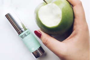 Enbacci Age Revitalising Eye Defence Enbacci Age Revitalising Eye Defence